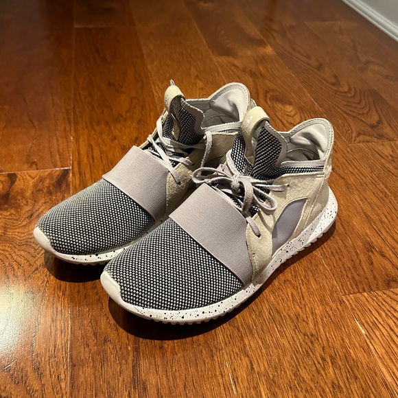 ADIDAS ORIGINALS Women's Tubular Defiant Sneakers in Grey￨Size US 8.5 - Picture 7 of 13